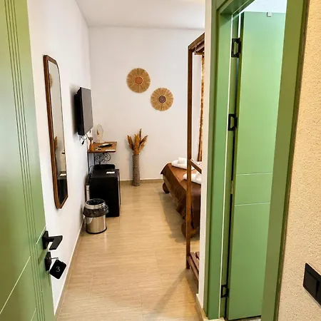 Mlinova Kuecuekkoey Hotel *