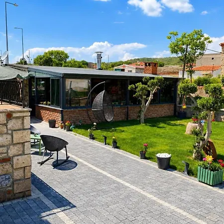 Mlinova Kuecuekkoey Hotel Ayvalı
