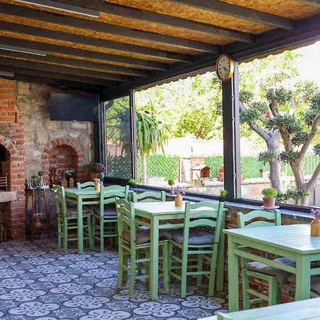 Mlinova Kuecuekkoey * Ayvalı