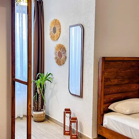 Hotel Mlinova Kuecuekkoey Ayvalı